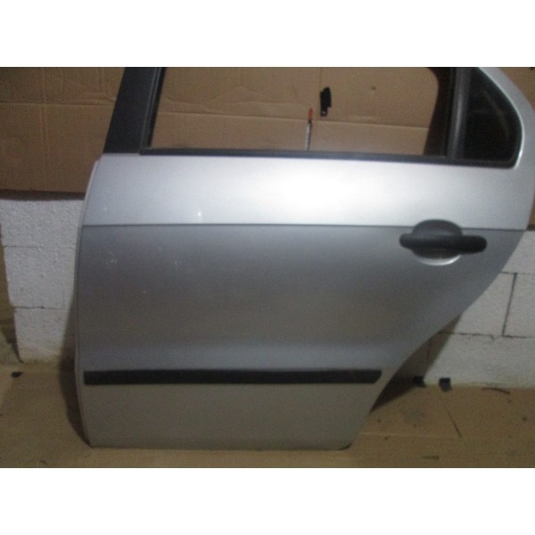 Porta Traseira Esquerda G5,g6 E Voyage 09/10....