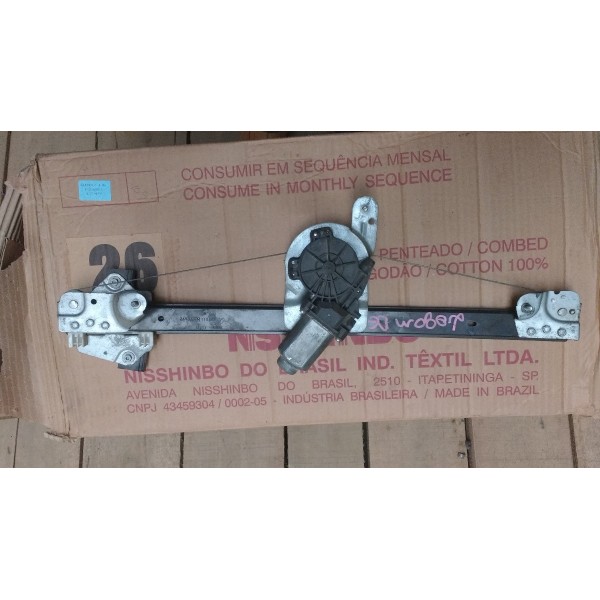 Maquina De Vidro Dianteiro L.e Logan 08/09/10....