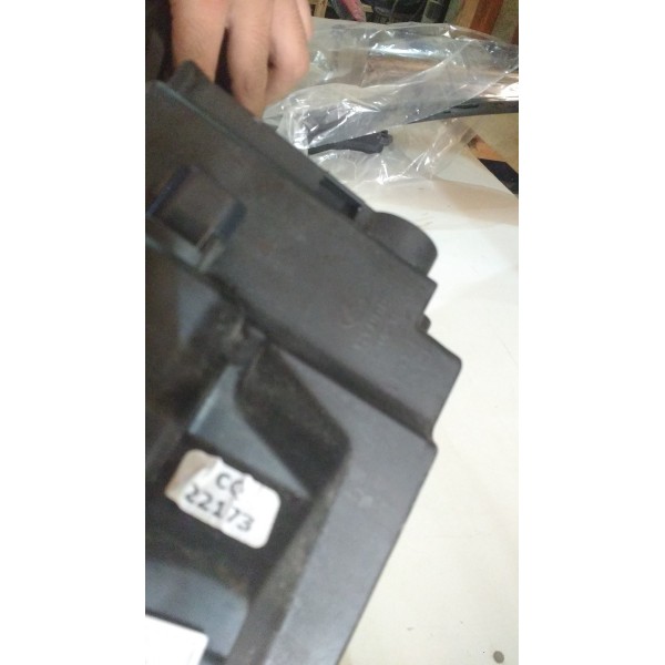 Farol Dianteiro Direito Hb 20 12/13/14/15