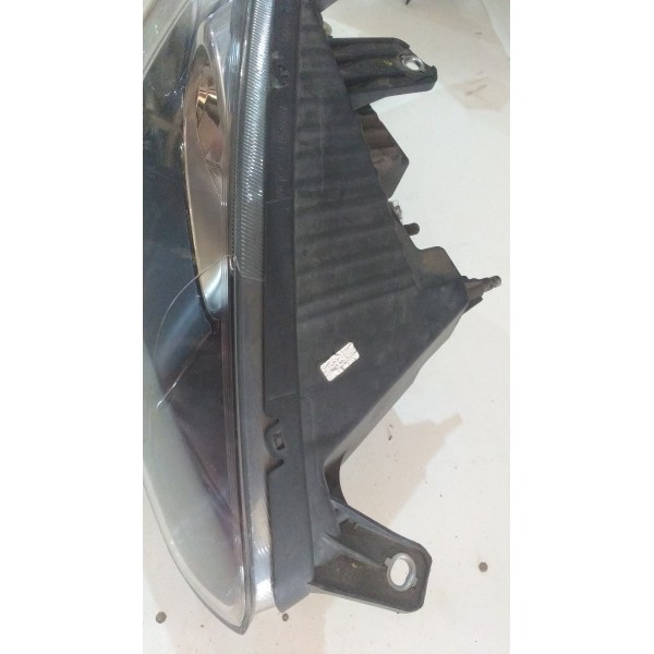 Farol Dianteiro Direito Gran Siena  13/14/15