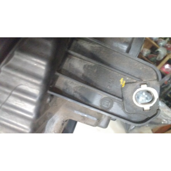 Farol Dianteiro Direito Gran Siena  13/14/15