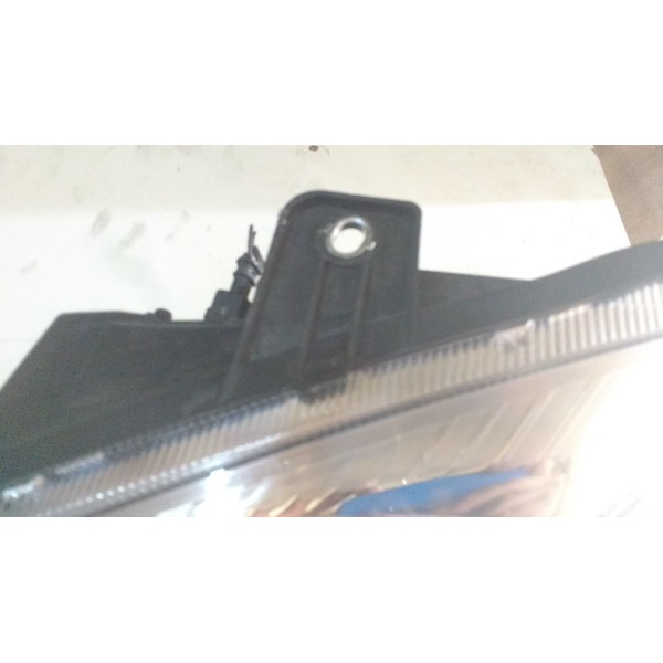 Farol Dianteiro Esquerdo Uno Vivace 13/14/15