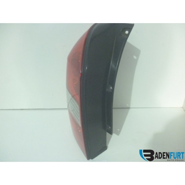 Lanterna L.e Tucson 2010